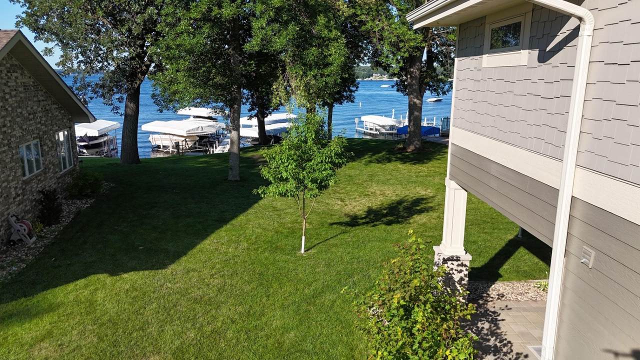 https://bt-photos.global.ssl.fastly.net/greatlakes/1280_boomver_1_260807-2.jpg