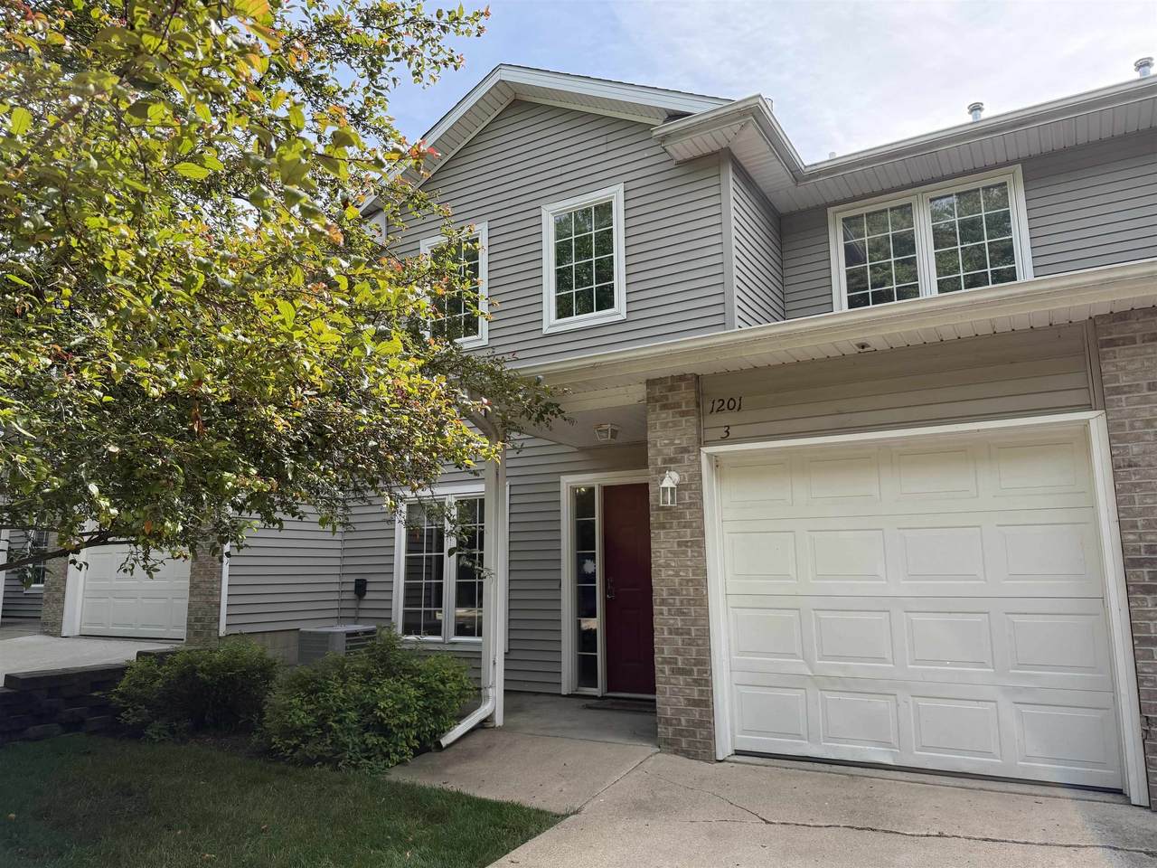 1201 Eloise Street - Photo 1