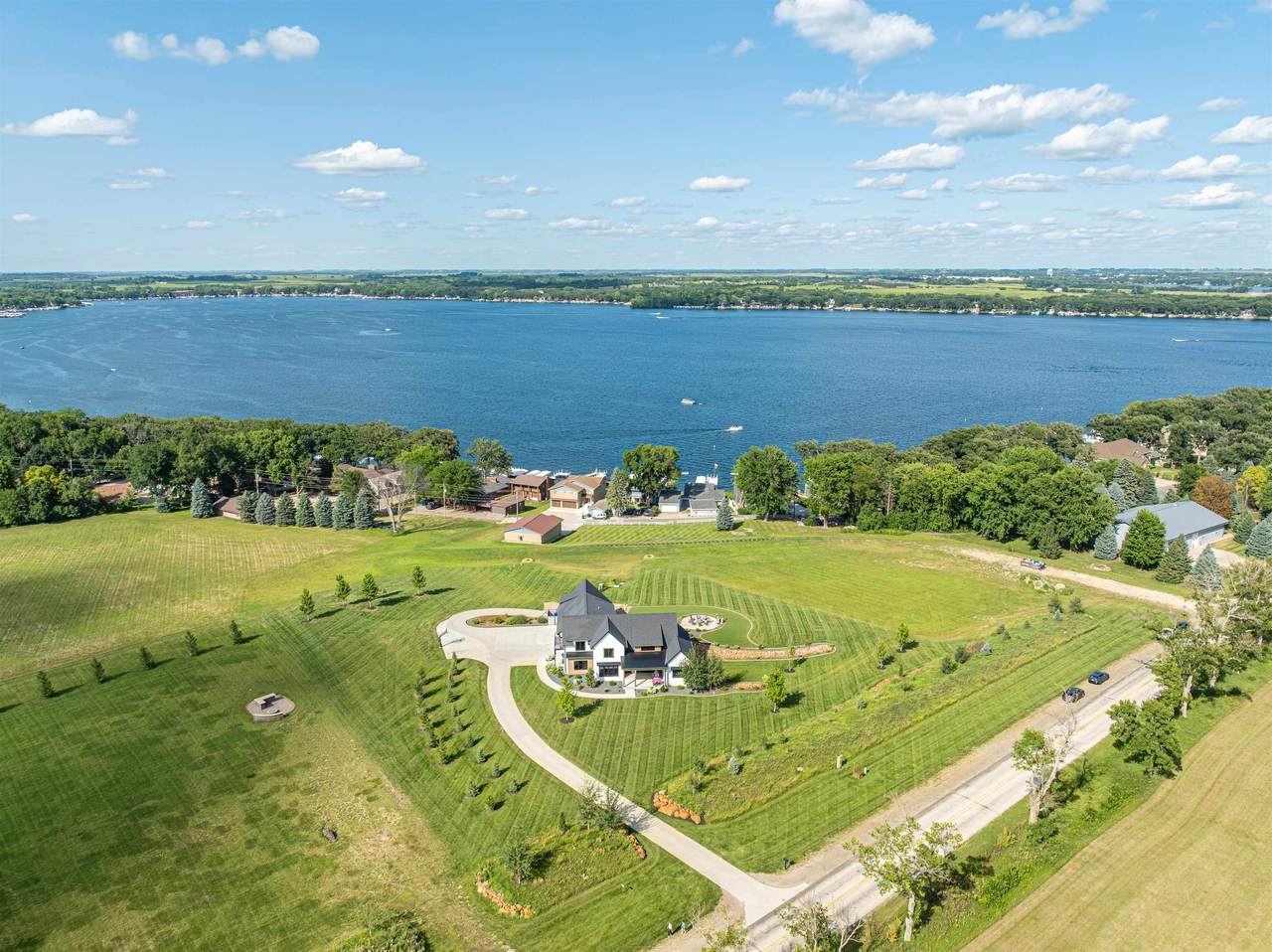 https://bt-photos.global.ssl.fastly.net/greatlakes/1280_boomver_1_260873-2.jpg