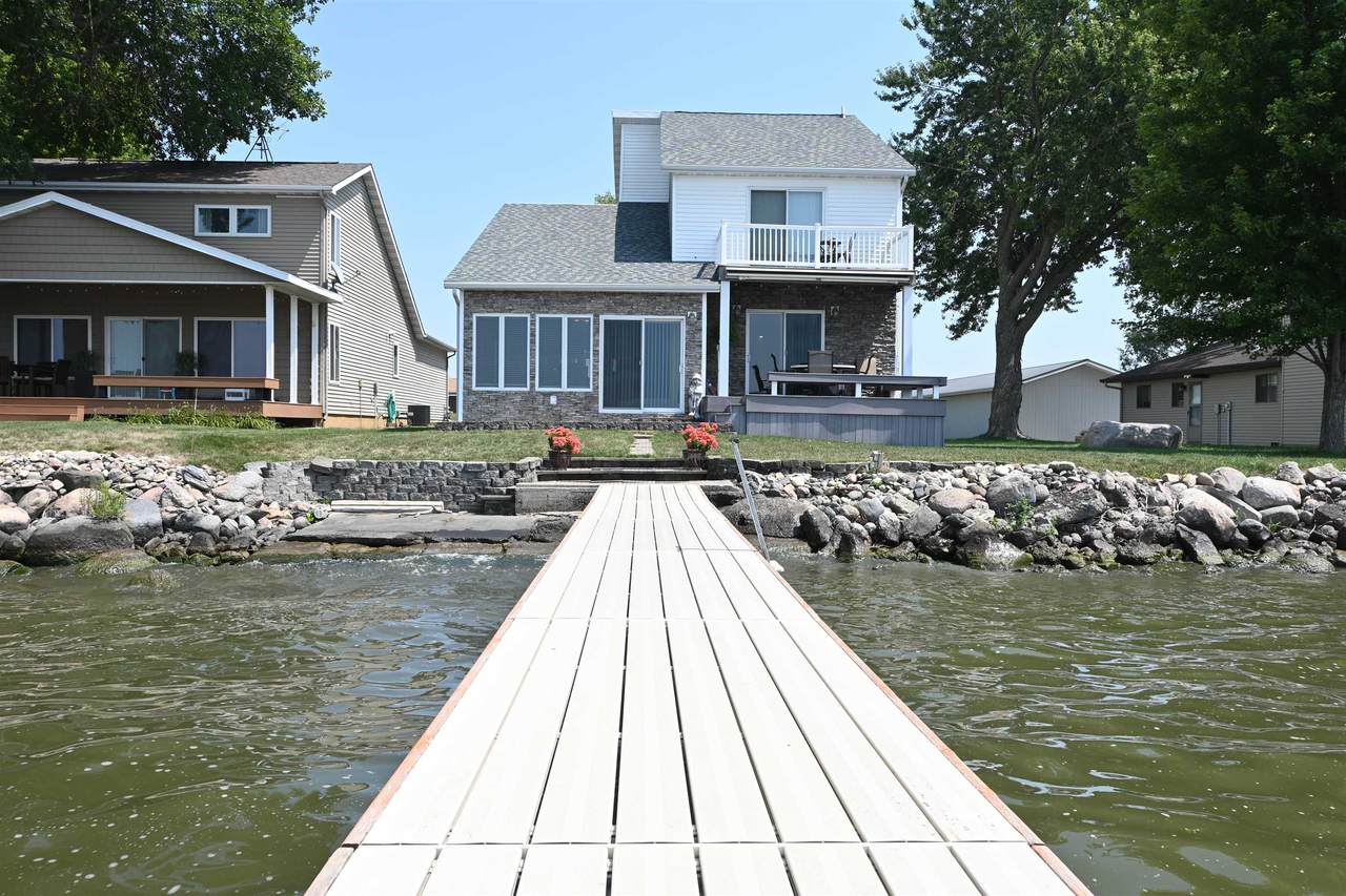 590 & 594 Sunset Drive - Photo 1