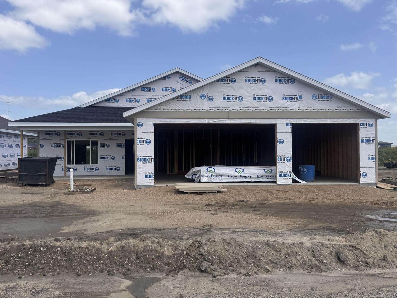 3621 Pinewood Drive - Photo 1