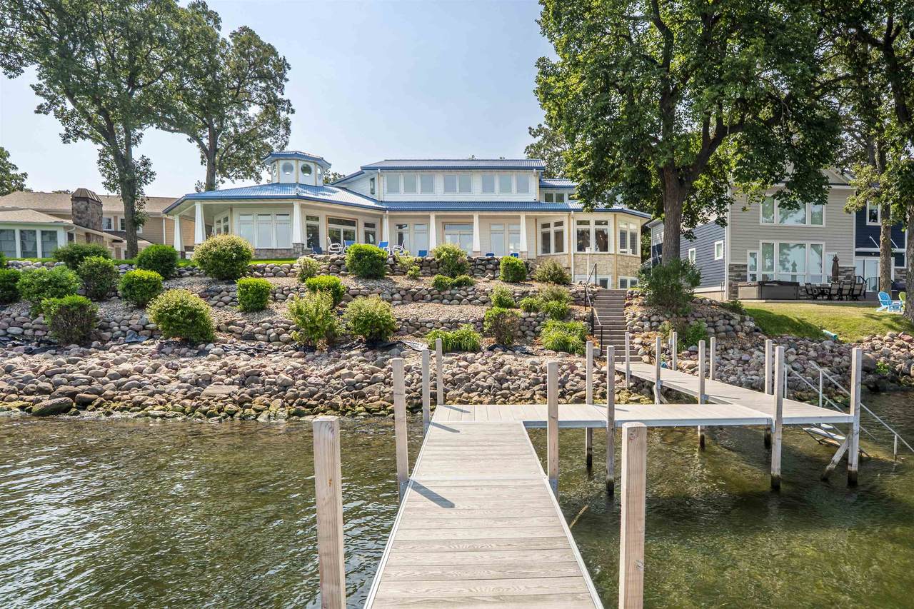 2502 Okoboji Blvd - Photo 1