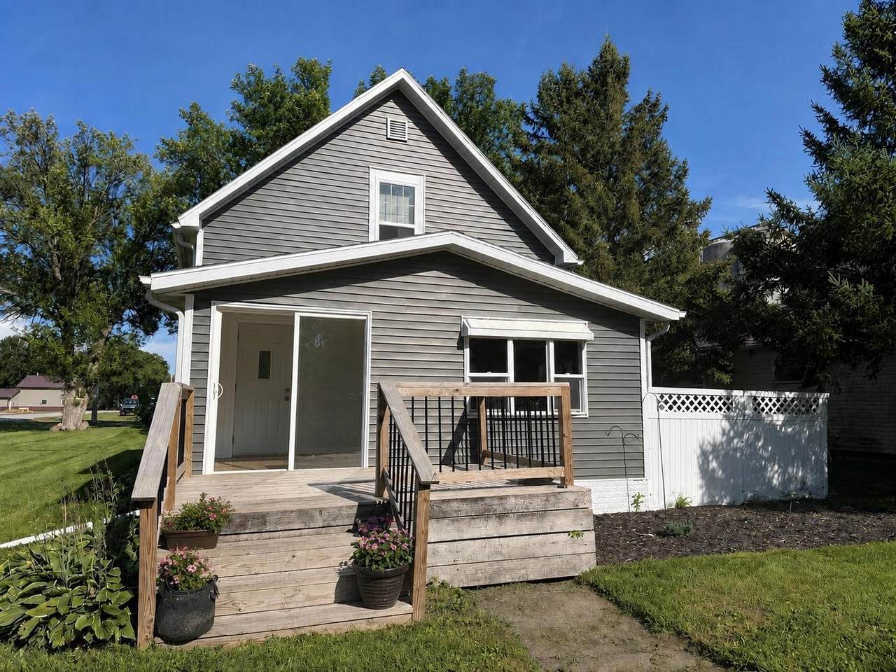 106 2nd Street - Photo 1