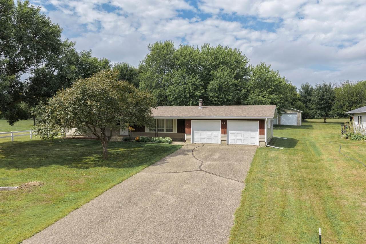 20465 232nd - Photo 1