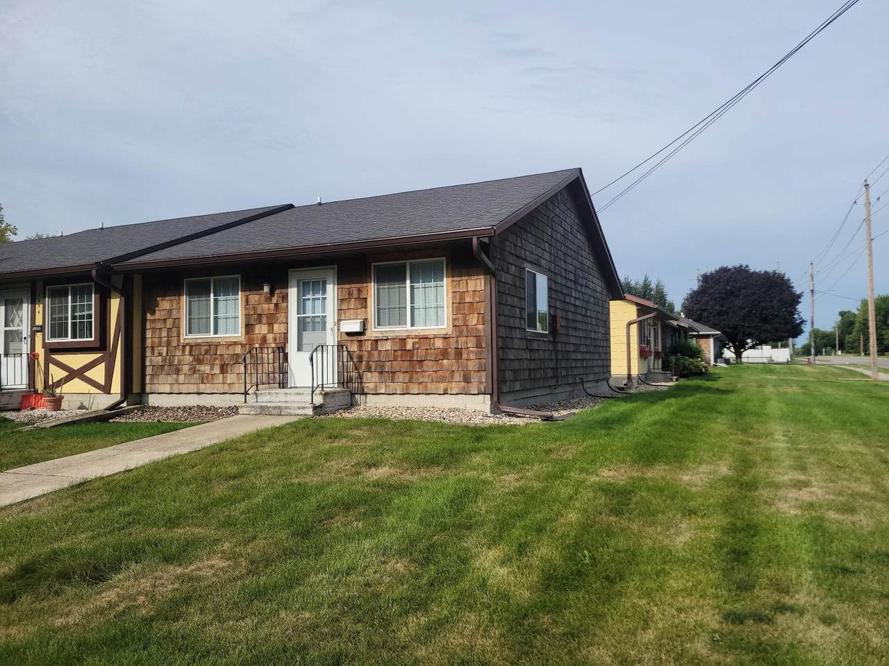 1502 Jackson Avenue - Photo 1