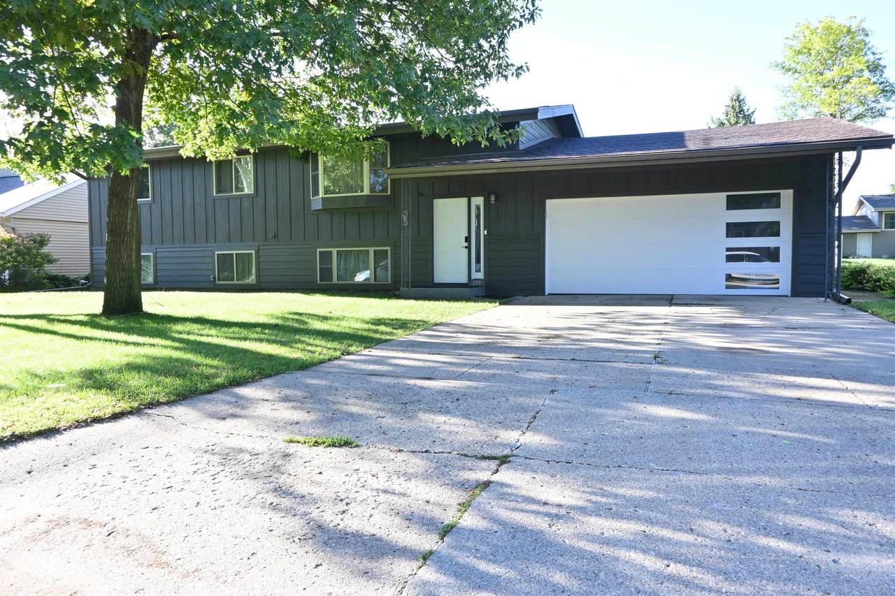 300 9th Street - Photo 1