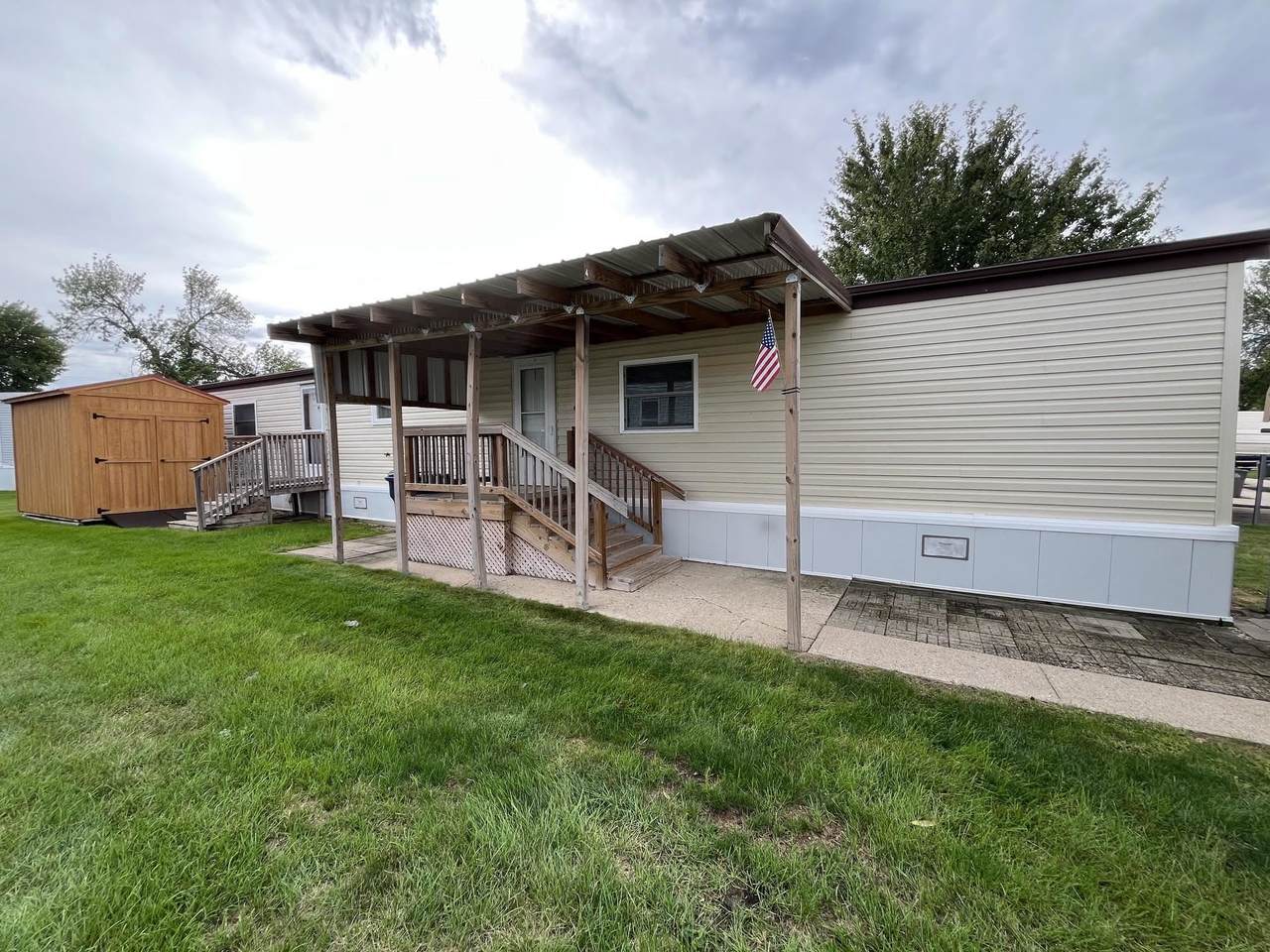 2106 1st Avenue - Photo 1