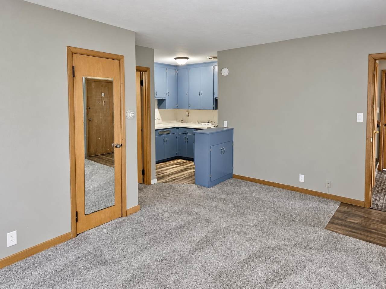 1517 Central Avenue - Photo 1