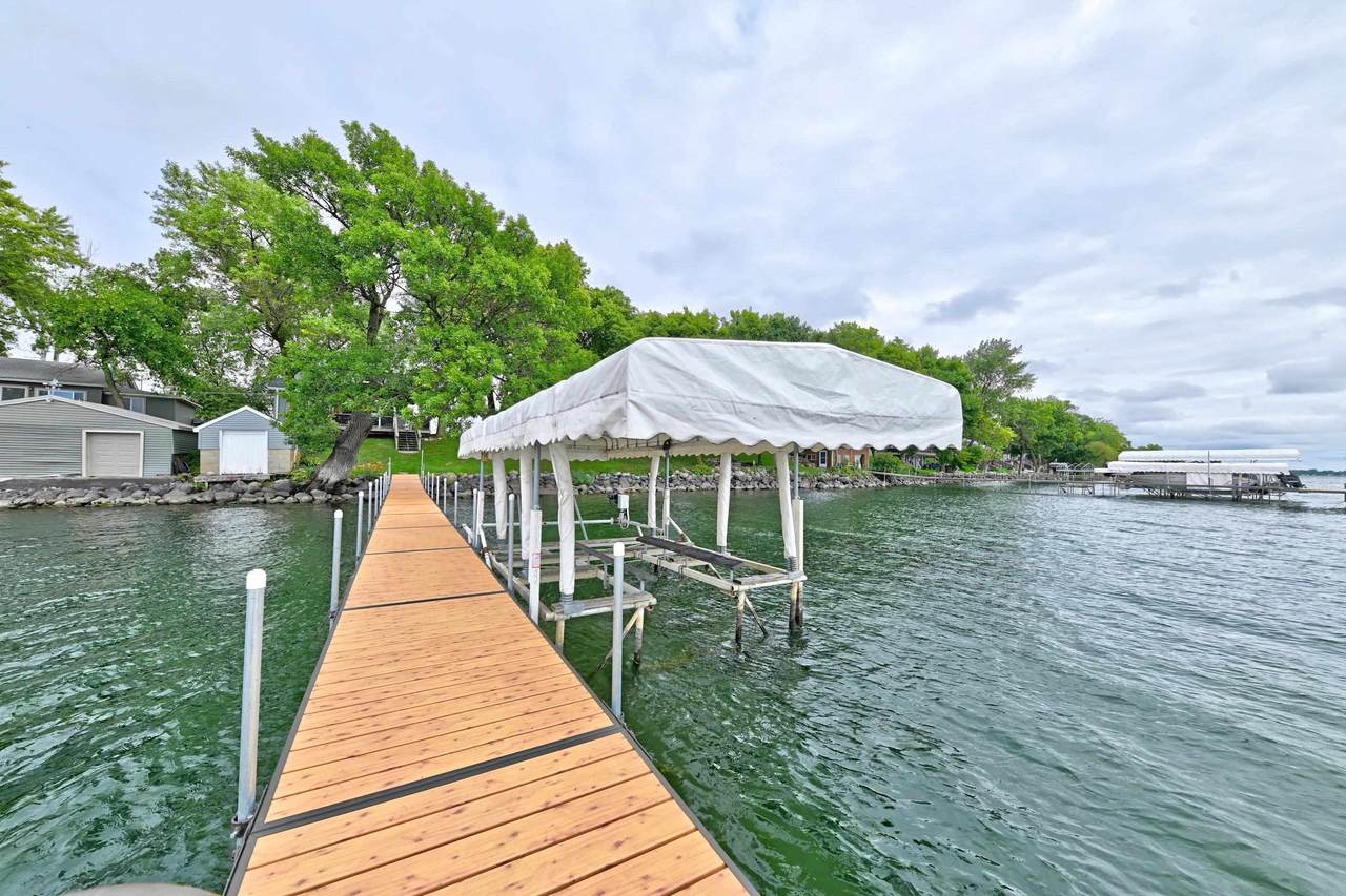 https://bt-photos.global.ssl.fastly.net/greatlakes/1280_boomver_1_261249-2.jpg