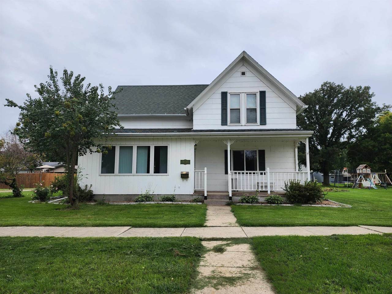 405 3rd Street - Photo 1