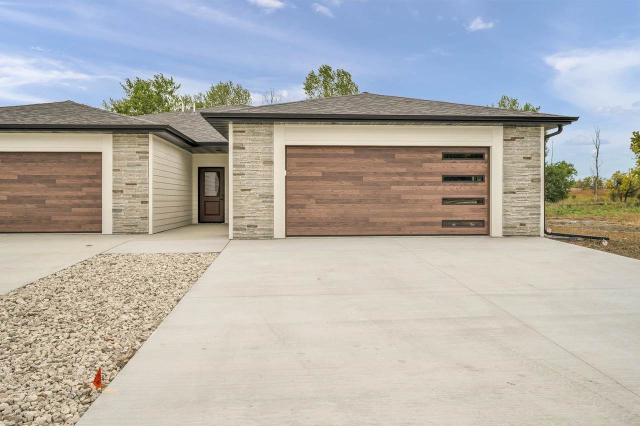 3308 Ponderosa Court - Photo 1