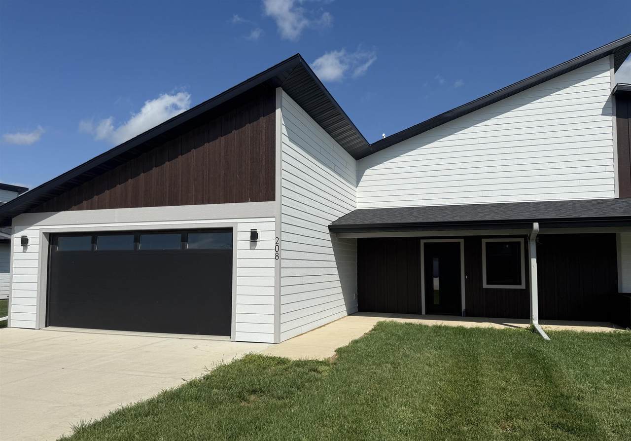 208 34th Avenue - Photo 1