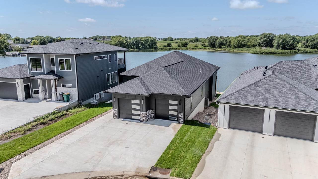 20 Helen Avenue - Photo 1