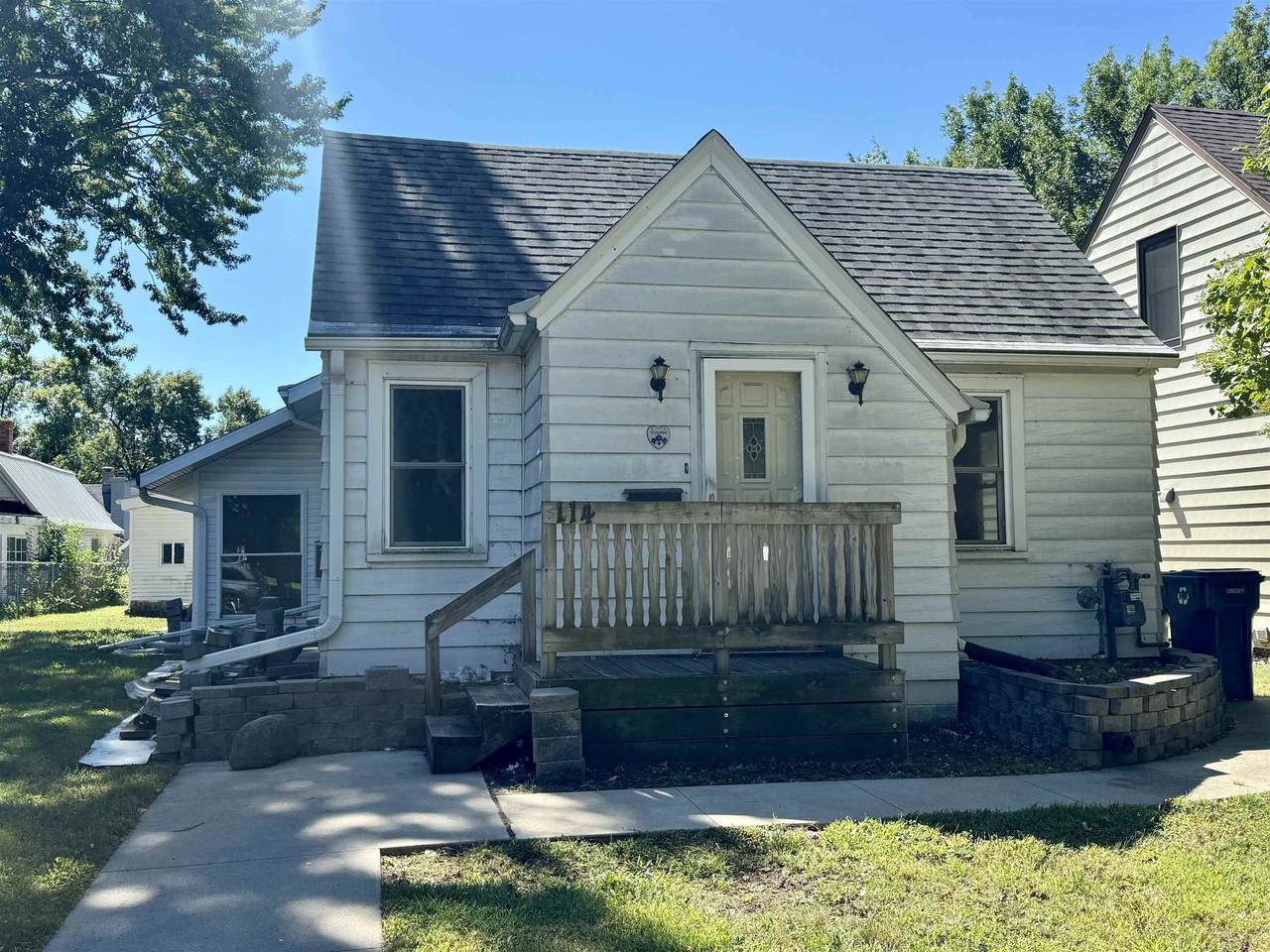 114 11Th Street - Photo 1