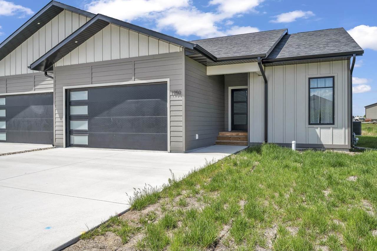 1950 35th Street - Photo 1