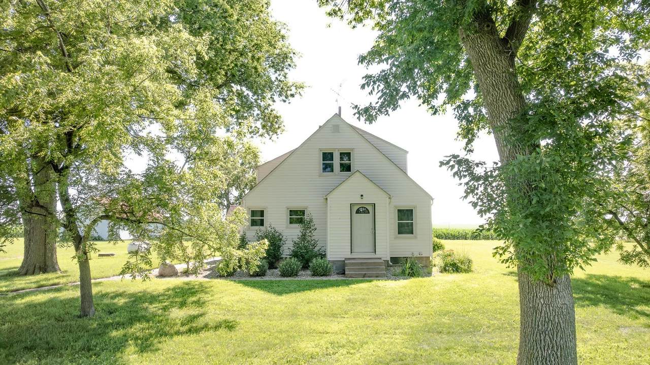 52042 750th Street - Photo 1