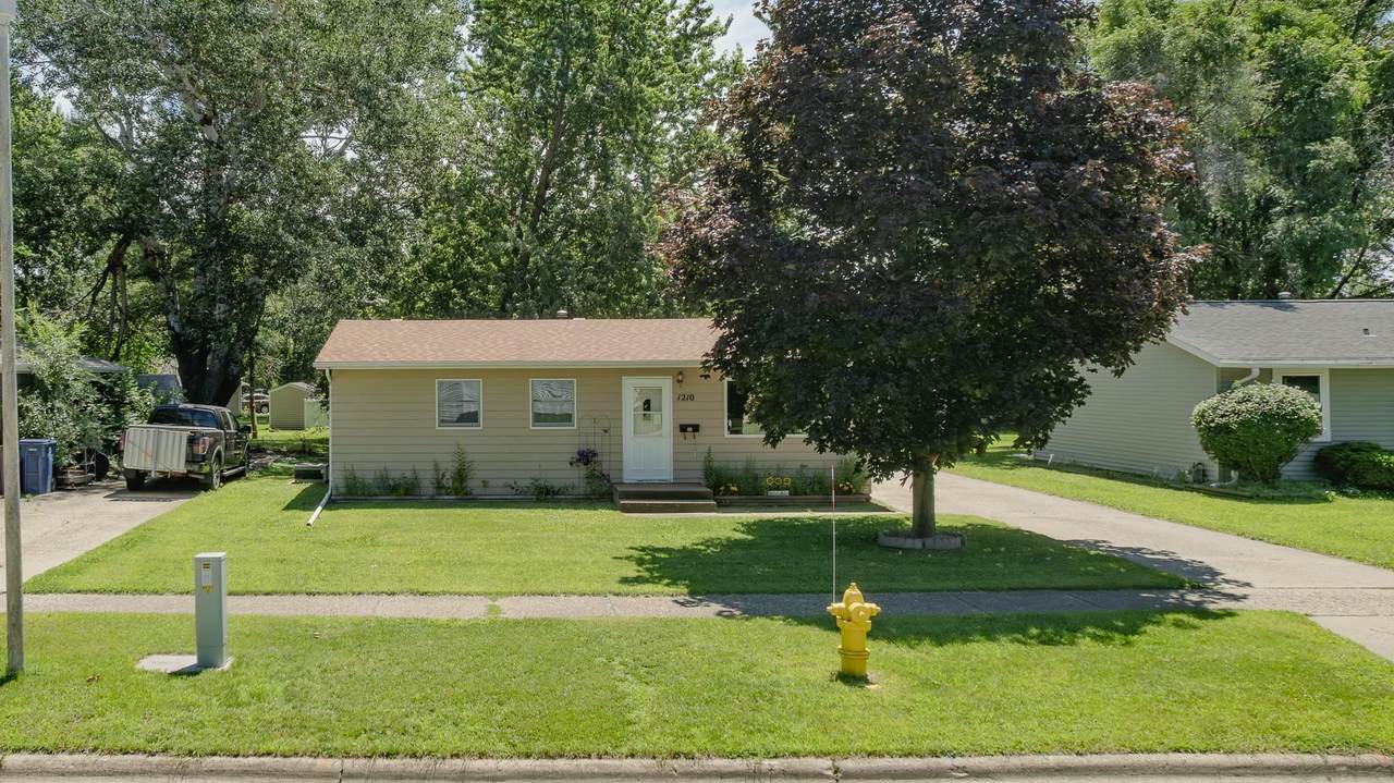 1210 Fairview Avenue - Photo 1