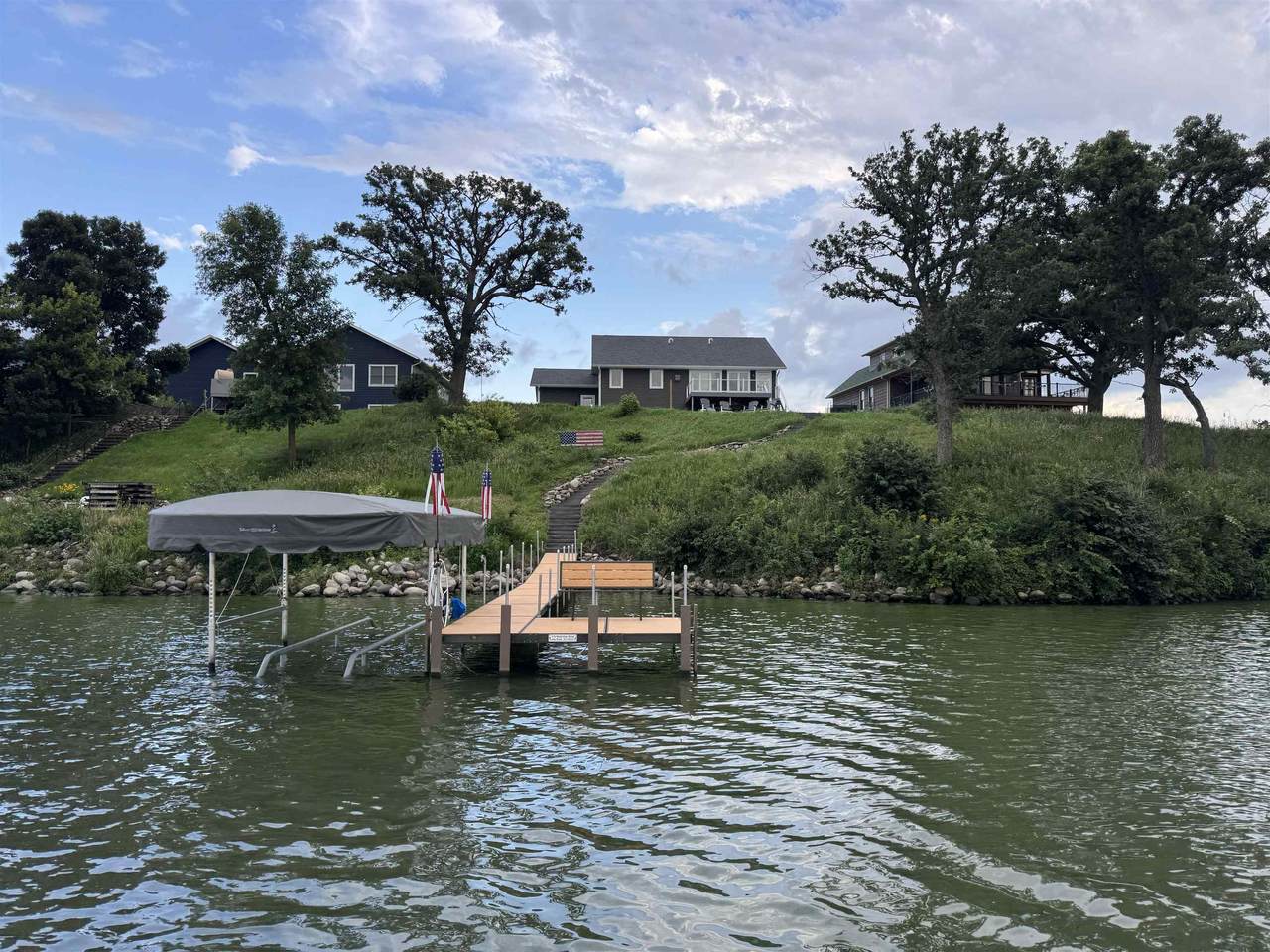 116 West Bay Road - Photo 1