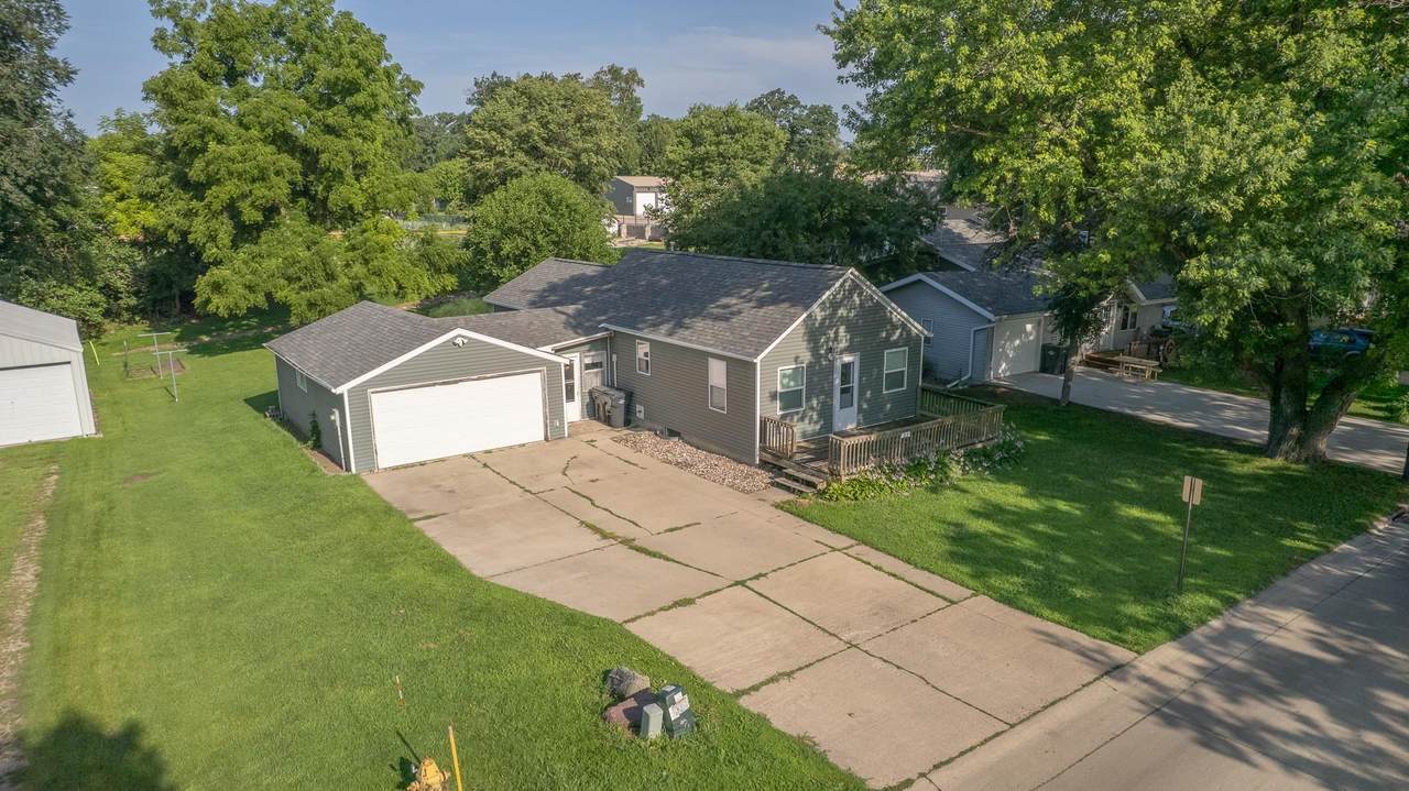 83 Rohr Street - Photo 1