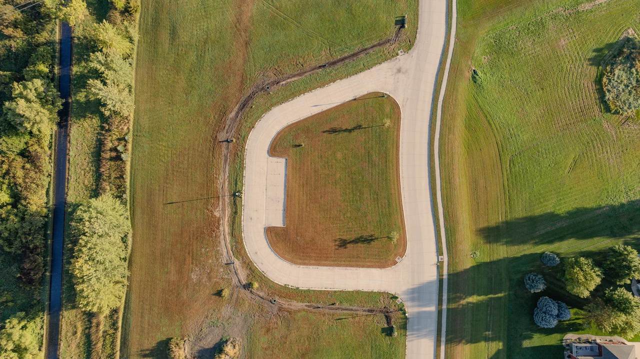 3218 Honeycomb Court - Photo 1