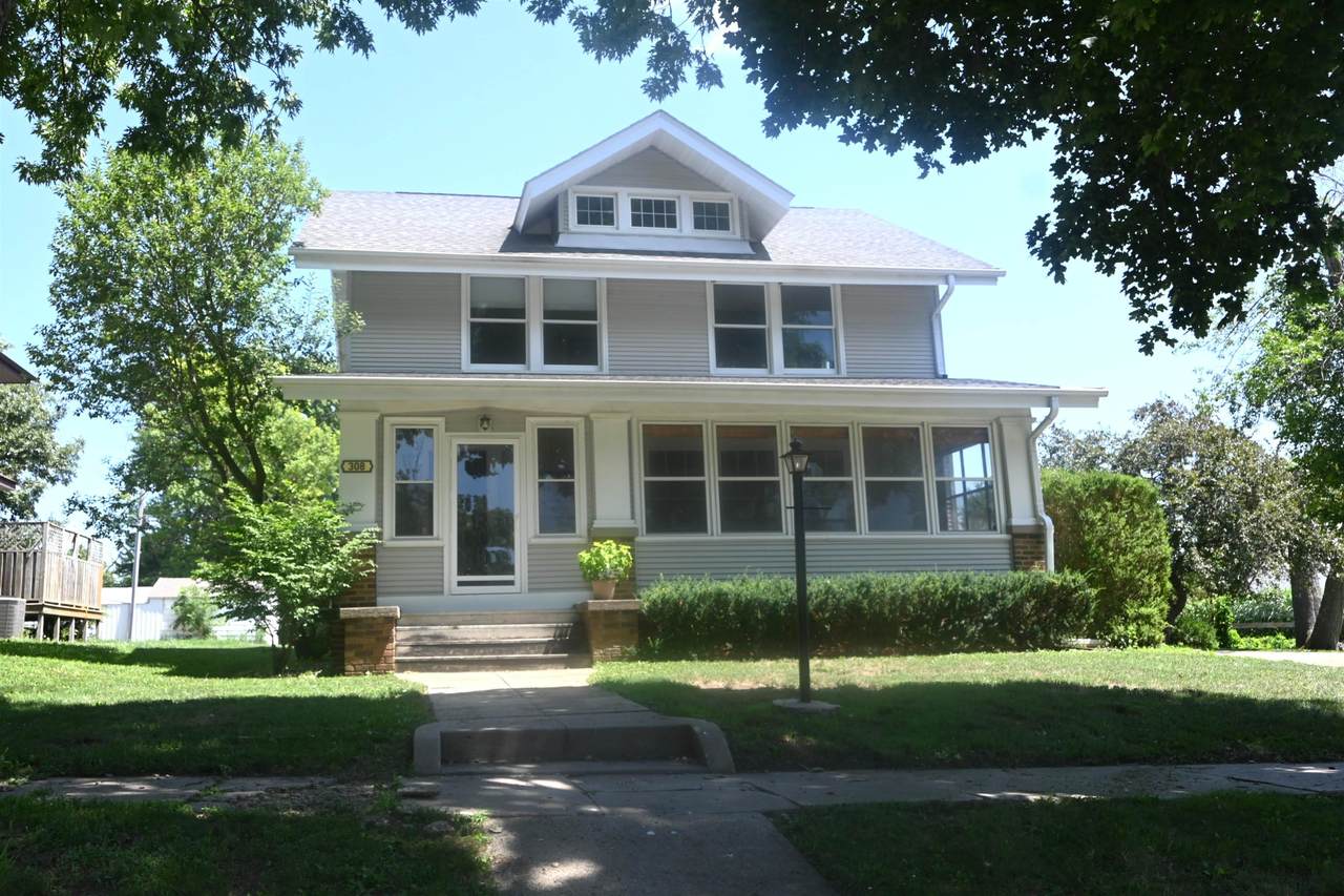 308 Summit Street - Photo 1