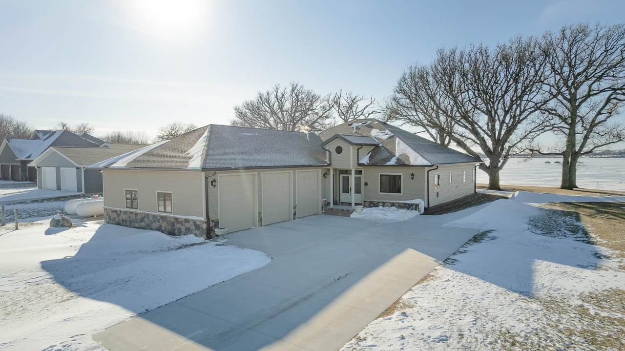 49491 Oak Tree Lane - Photo 1