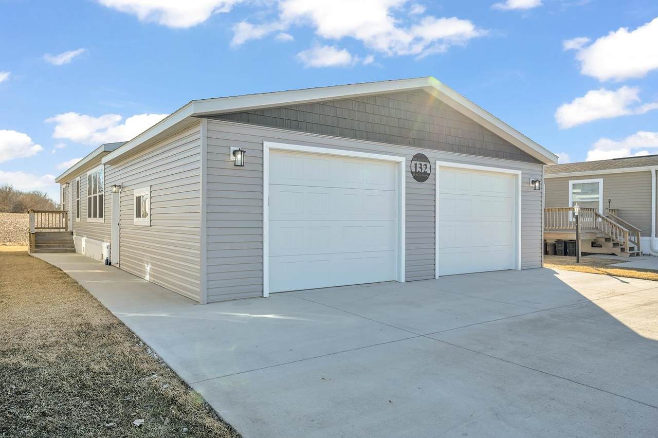 3200 Okoboji Avenue - Photo 1