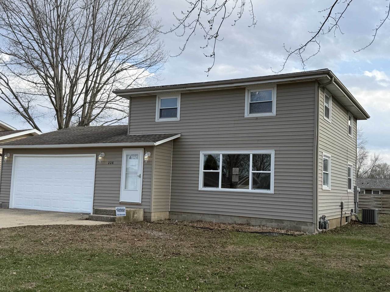 228 6th Street - Photo 1