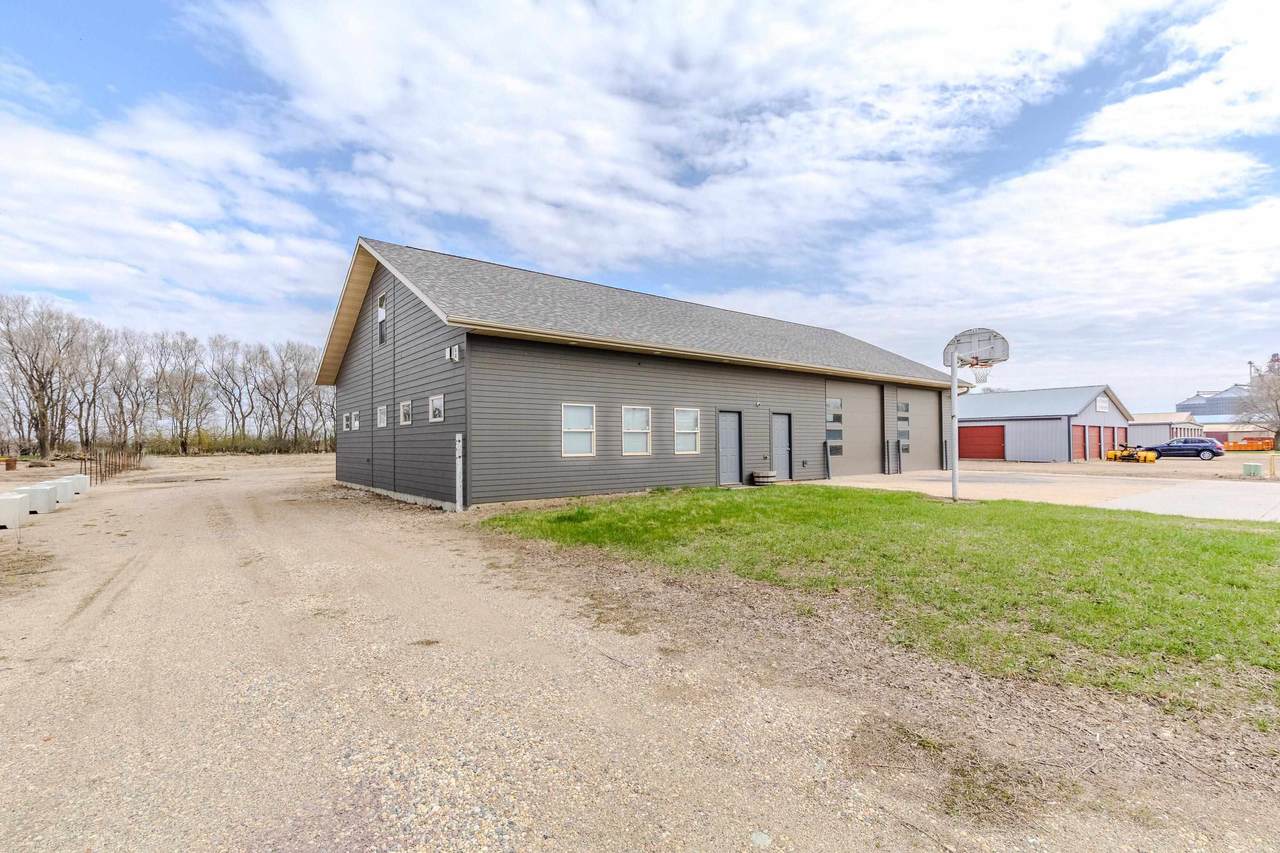 1604 P Ave - Photo 1