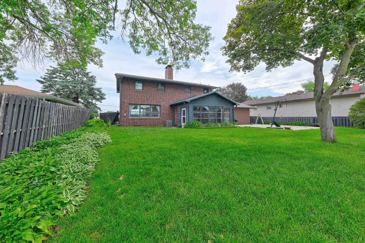 3102 1st Street - Photo 1