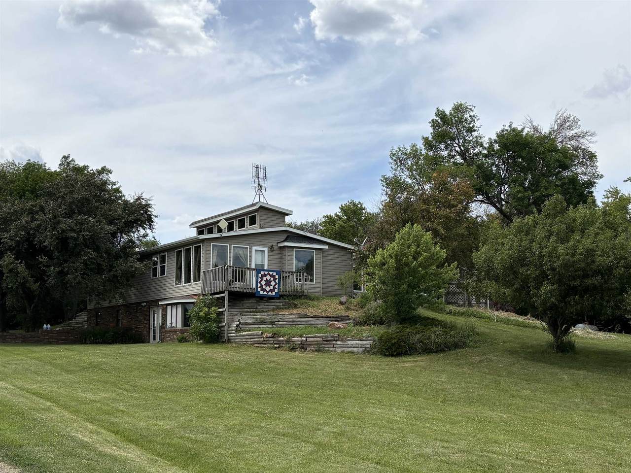 1335 100th Avenue - Photo 1
