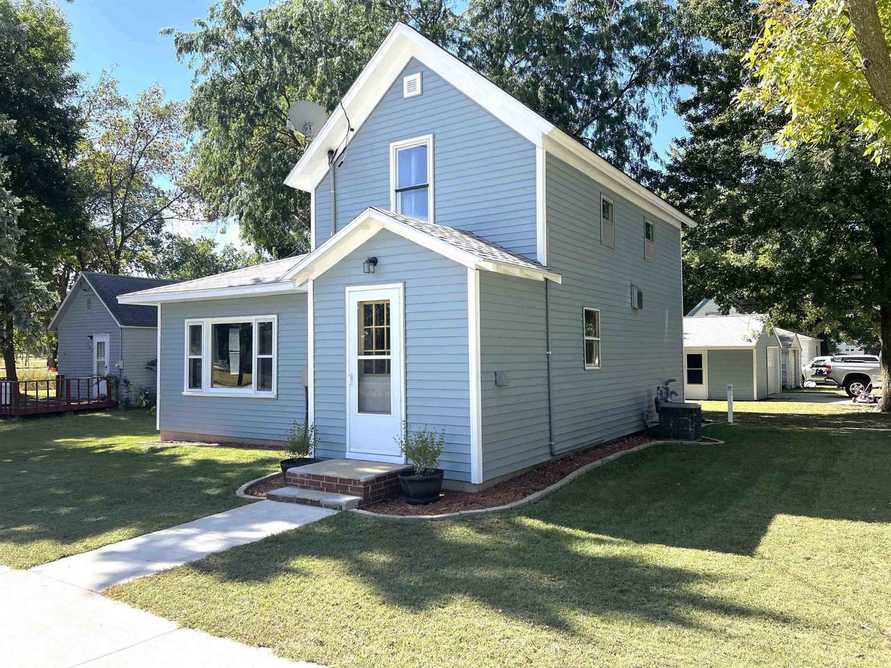 501 Wilson Avenue - Photo 1