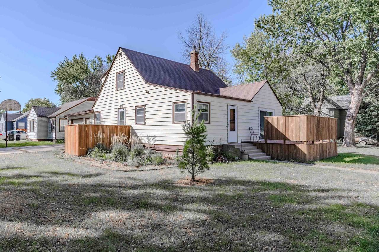 408 Avenue D - Photo 1