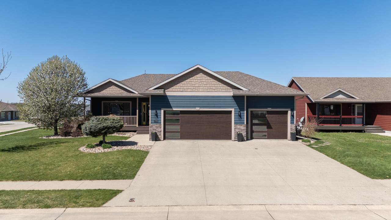 3718 Keystone Circle - Photo 1