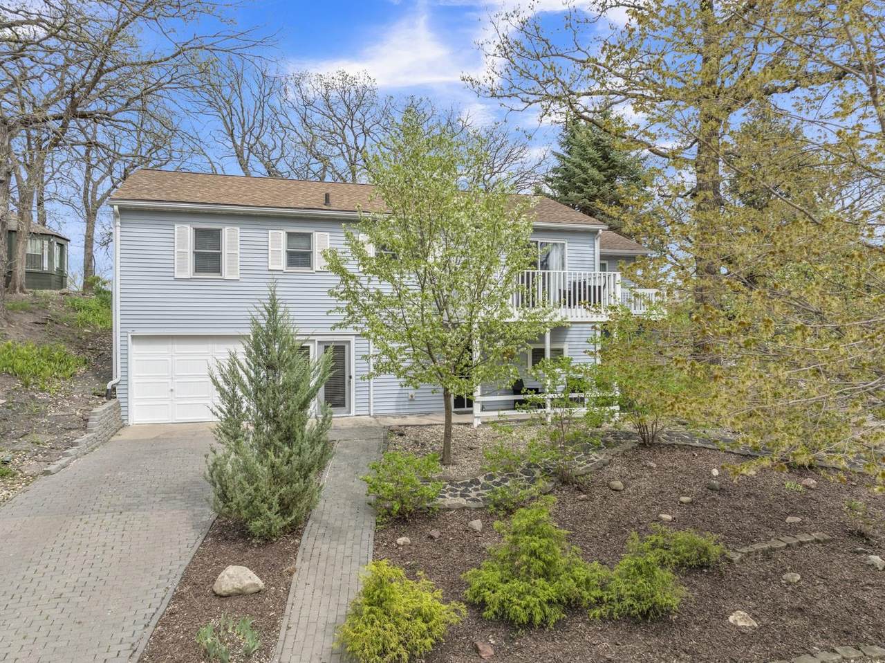 1316 Summer Circle Drive - Photo 1