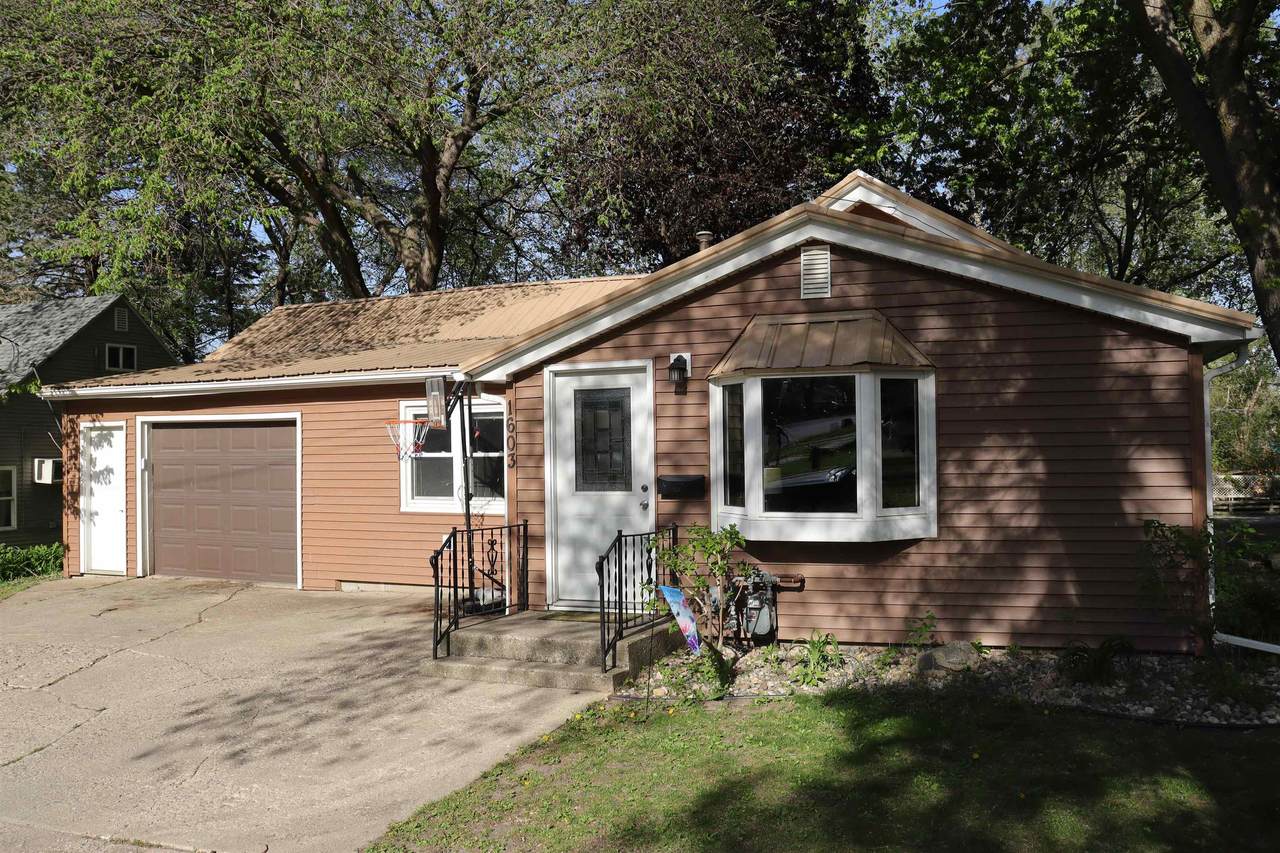 1603 Erie Avenue - Photo 1
