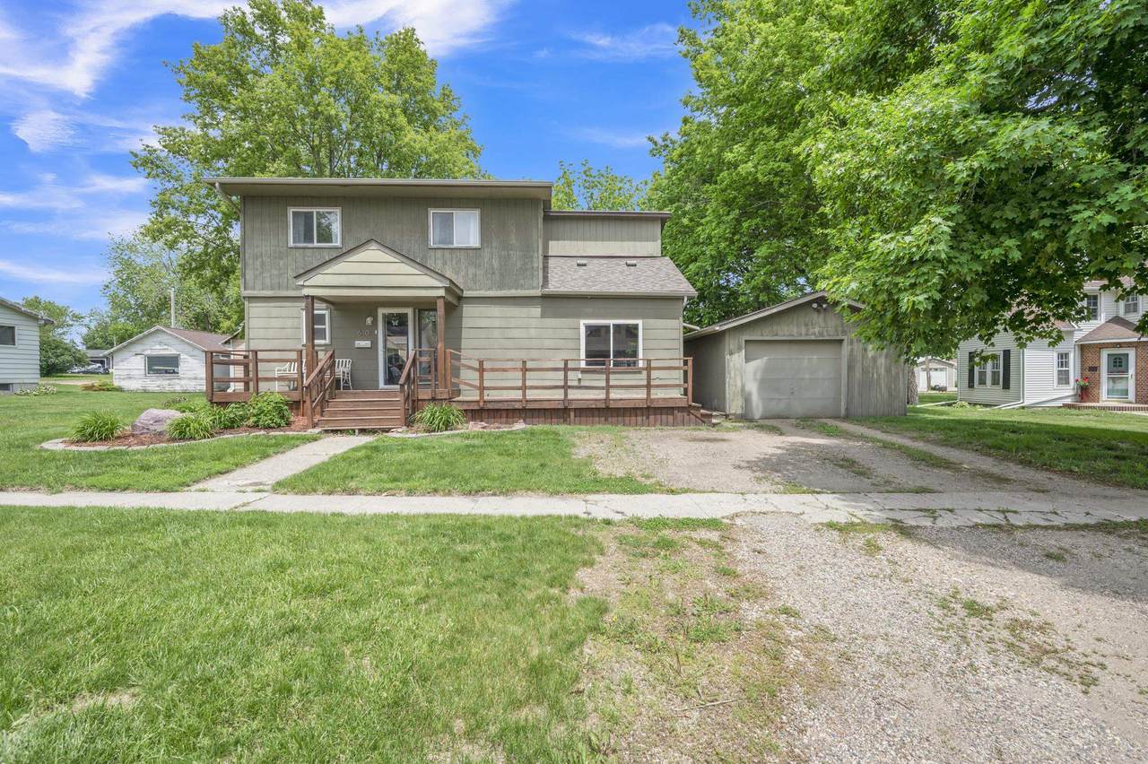 610 22nd Street - Photo 1