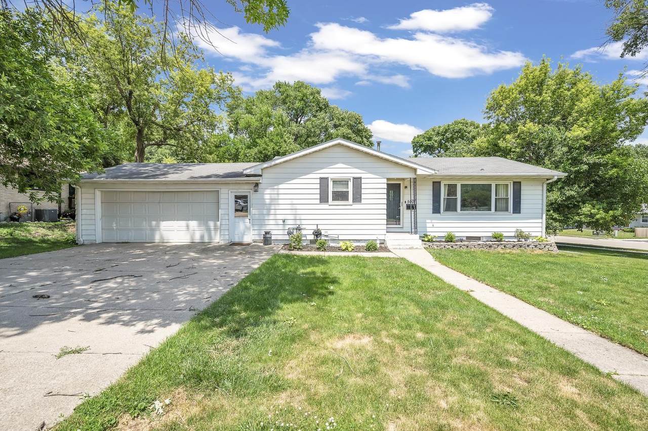 502 22nd Street - Photo 1