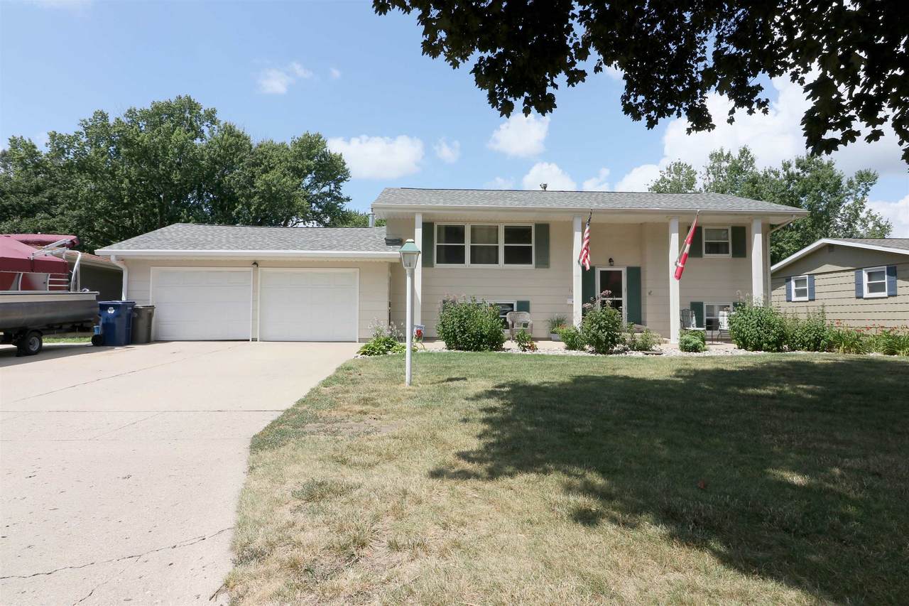1117 8th Avenue - Photo 1