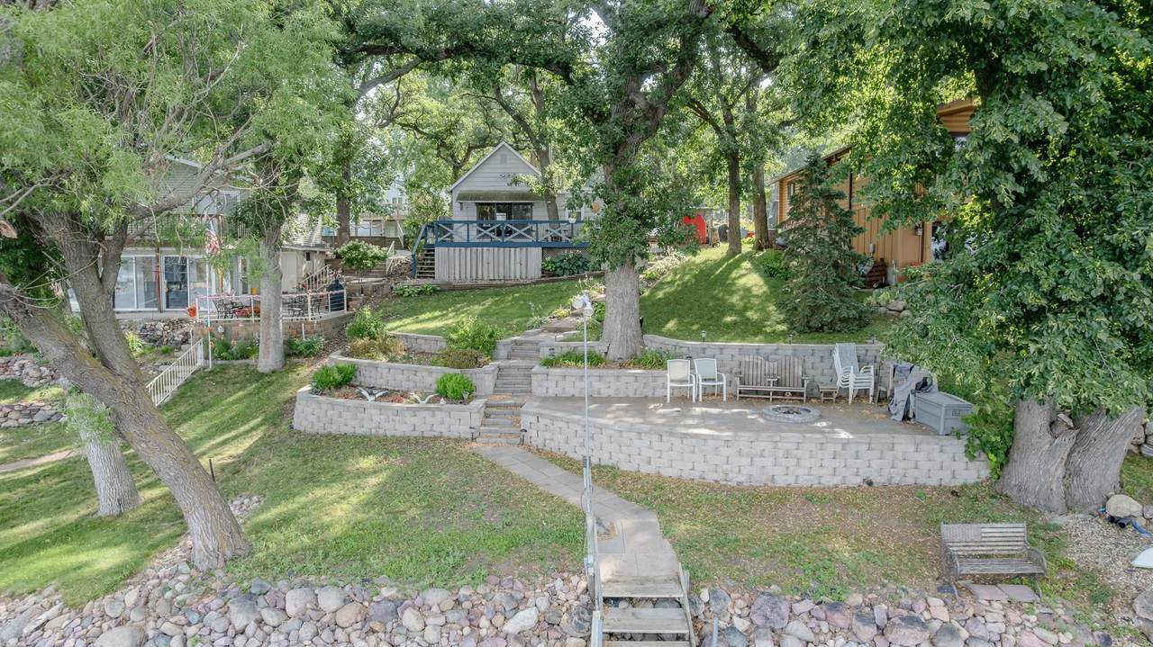 16603 Shoreline Drive - Photo 1