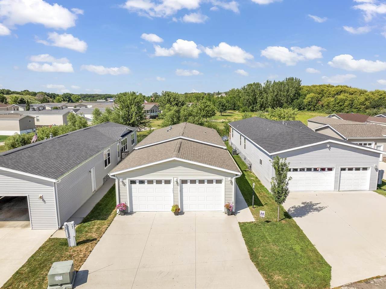 3200 Okoboji Avenue - Photo 1