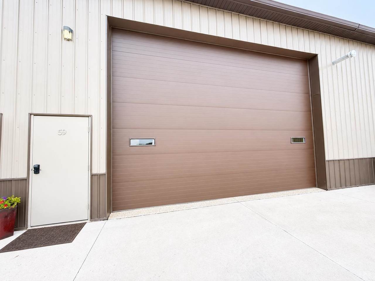 1901 32nd Street - Photo 1