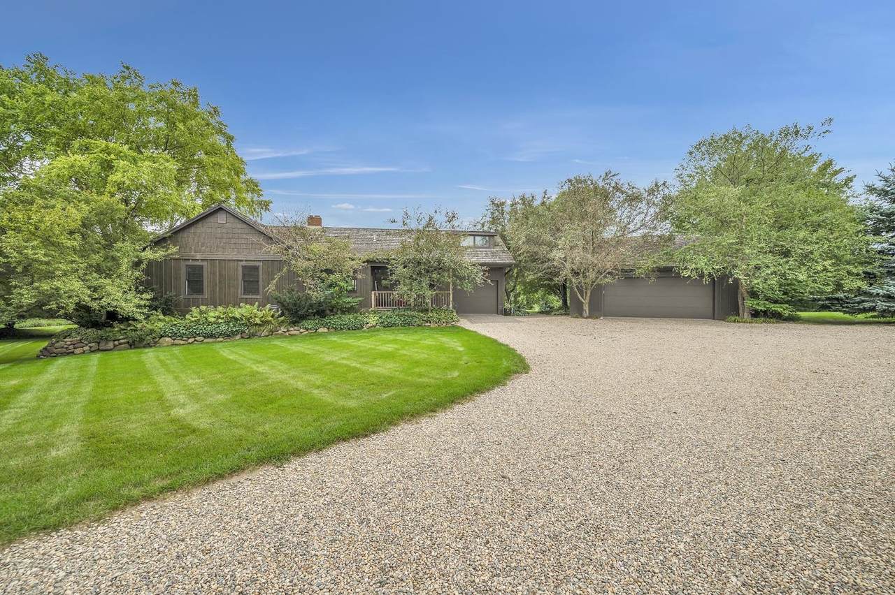 3540 Sunner Avenue - Photo 1