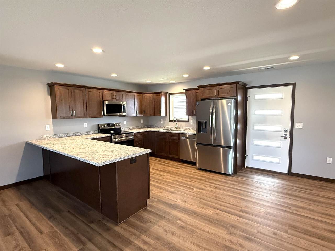 201 34th Avenue - Photo 1