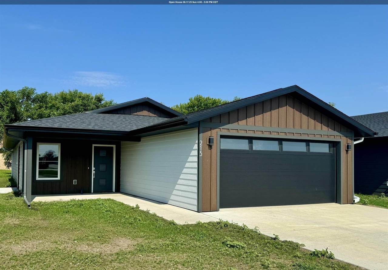 213 34th Avenue - Photo 1