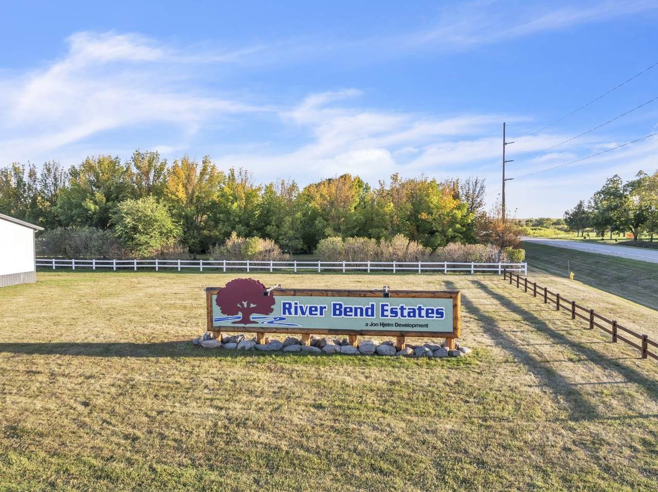 2033 358Th Street - Photo 1