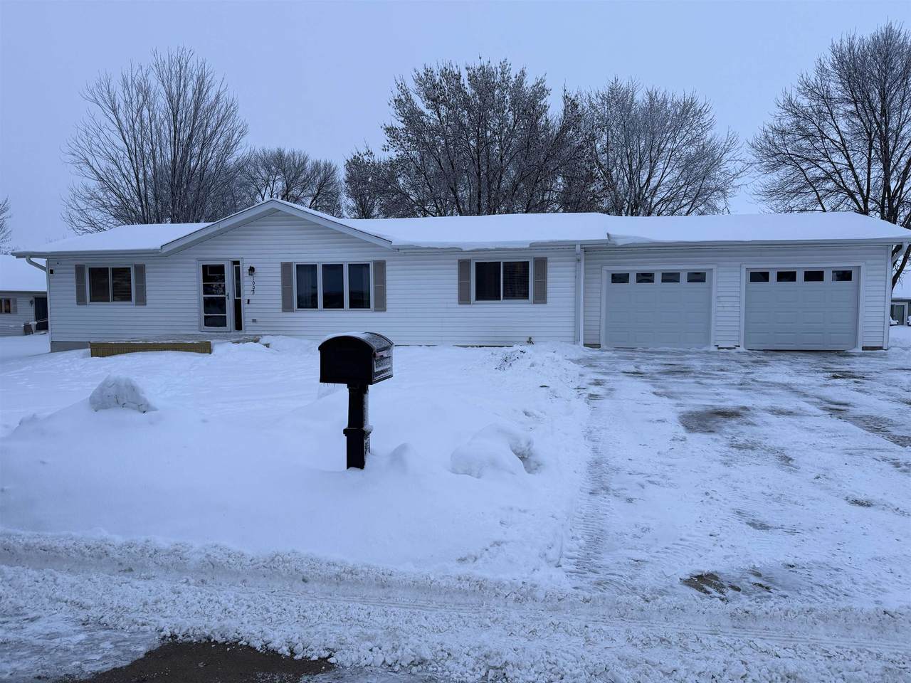 1003 Clayton Street - Photo 1