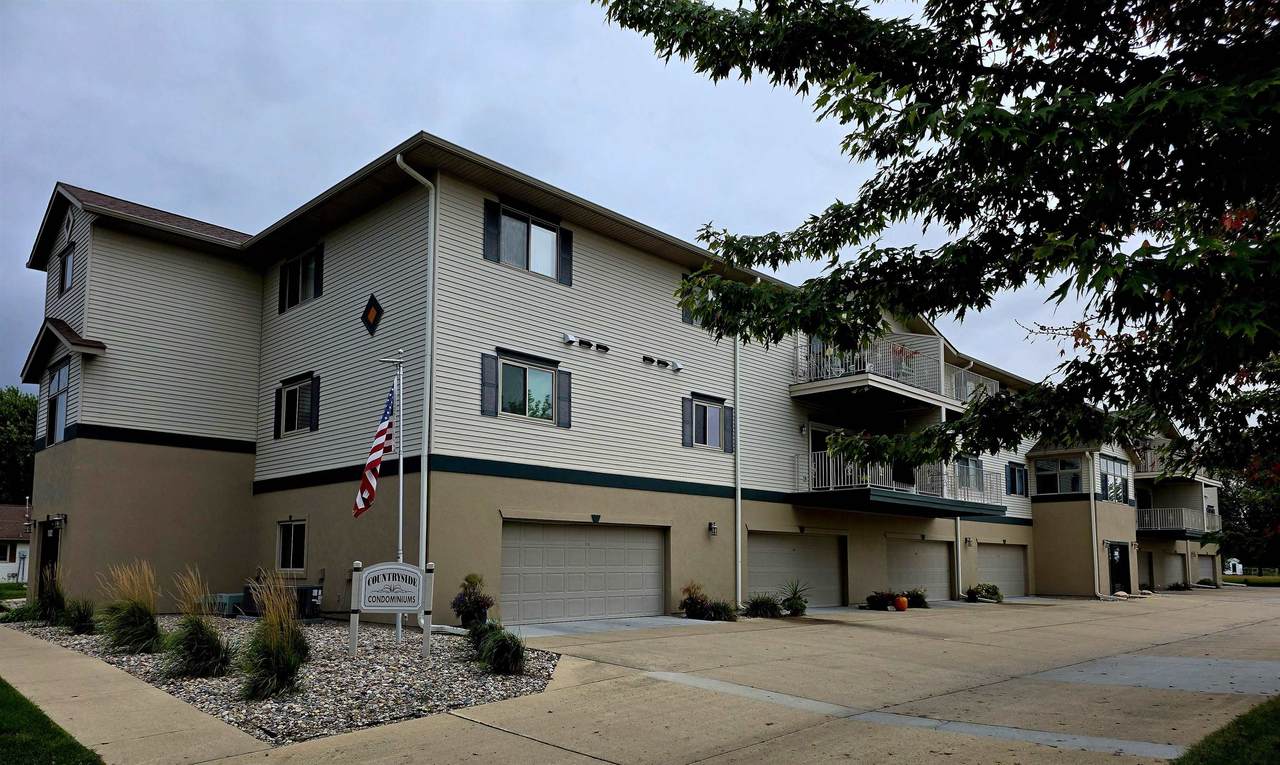 1102 St. Luke - Photo 1