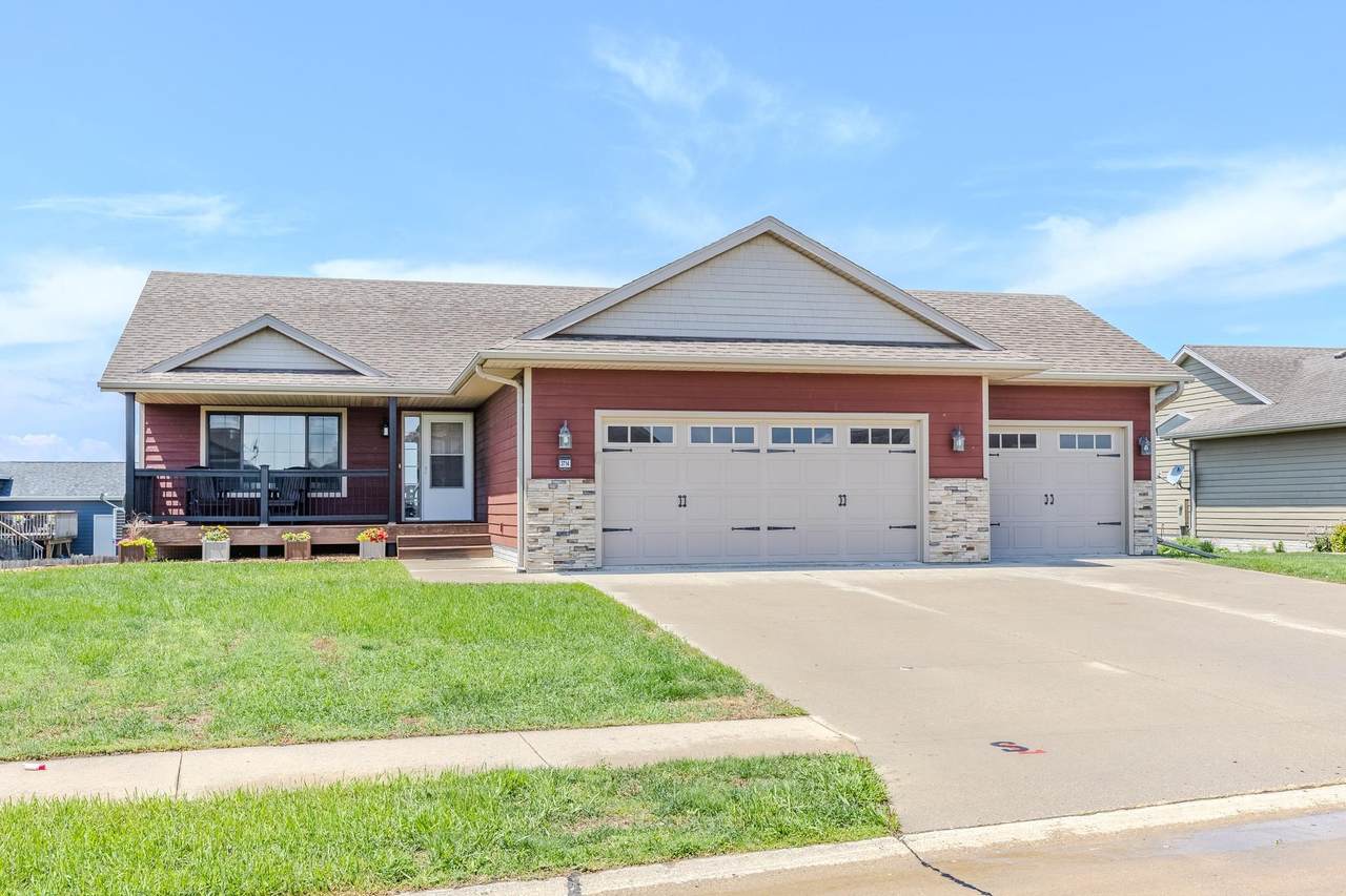 3714 Keystone Circle - Photo 1