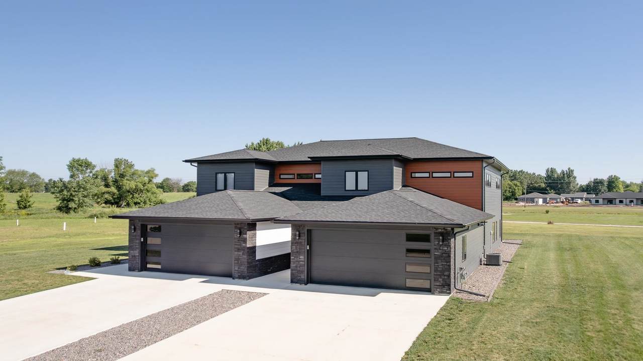 3302 Ponderosa Court 6B - Photo 1